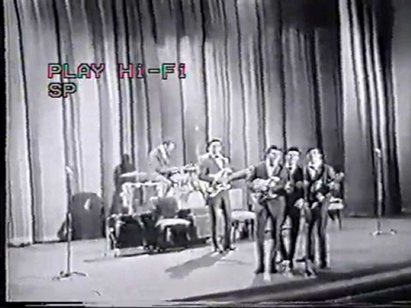 ⁣Cliff Richard-The Shadows live 1964 Do You Want To Dance