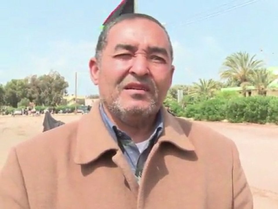 Libya rebels race to train civilians for the front