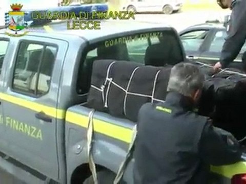 Torre dell'Orso (LE) - Sequestro Marijuana