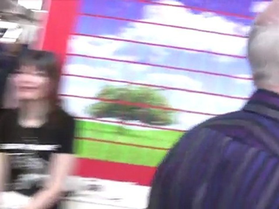 PW163 - SuperFrame white on black acrylic printing at ...