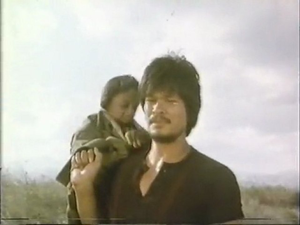 nain : weng weng dans le sac