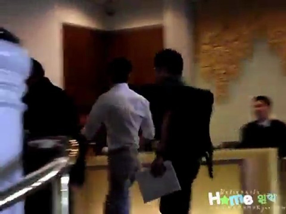 Siwon-03252011-02