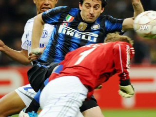 SON ŞAMPİYON HAVLU ATTI