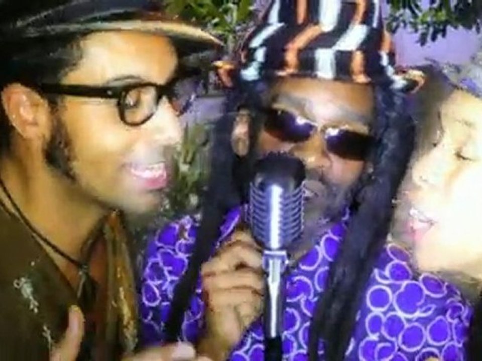 Brooklyn Funk Essentials-Bellybuttons