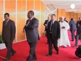 Costa d'Avorio: trattative fallite, è battaglia ad Abidjan