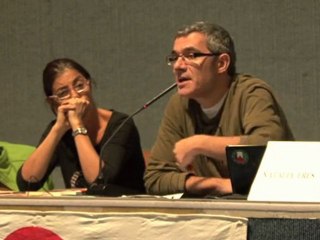 Gustavo Duch en su conferencia "Los crímenes de la agroindústria"