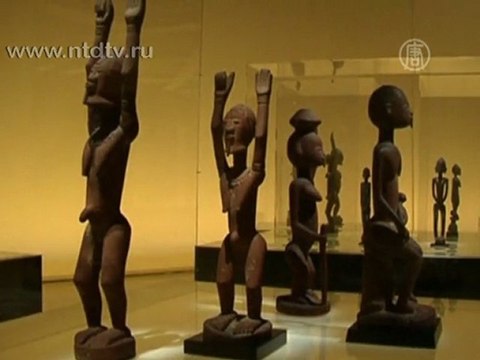 Ритуальные маски и скипетры выставлены в Париже