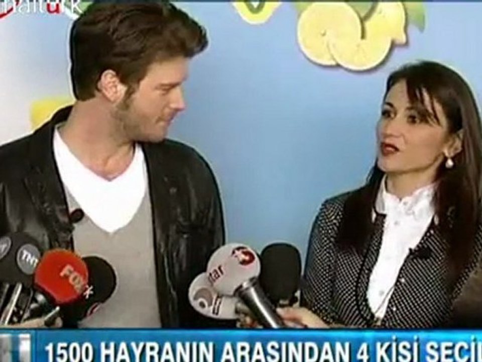 Kıvanç TATLITUĞ Yeni imajı ile geri döndü