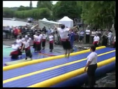 Villeneuve sur Yonne en Vidéo Extraits Retrospective 2009