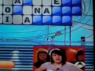 Angy en La Ruleta de la Suerte (Parte 03)