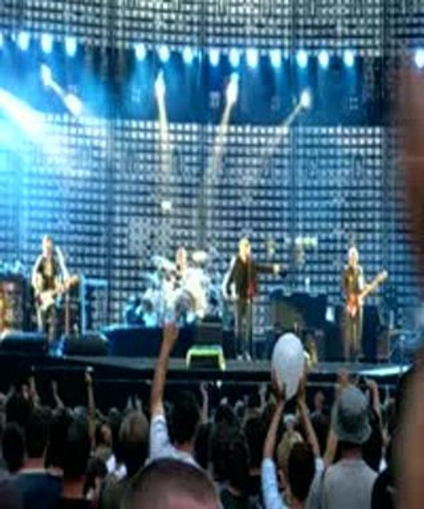 U2