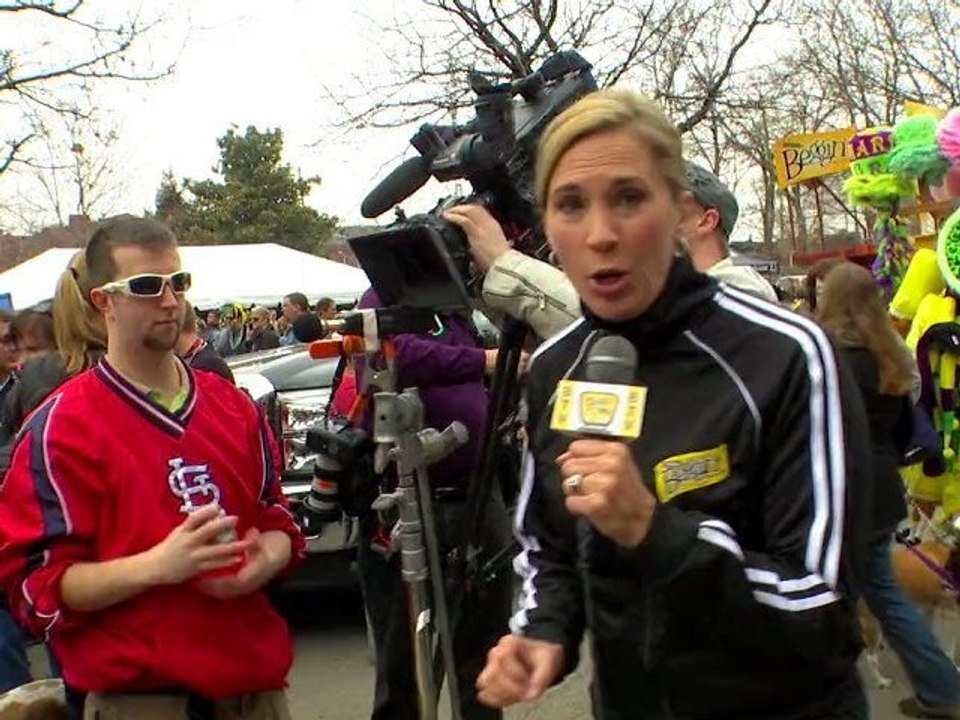 2011 Beggin’ Pet Parade – World’s “Loudest Group Bark”Attempt