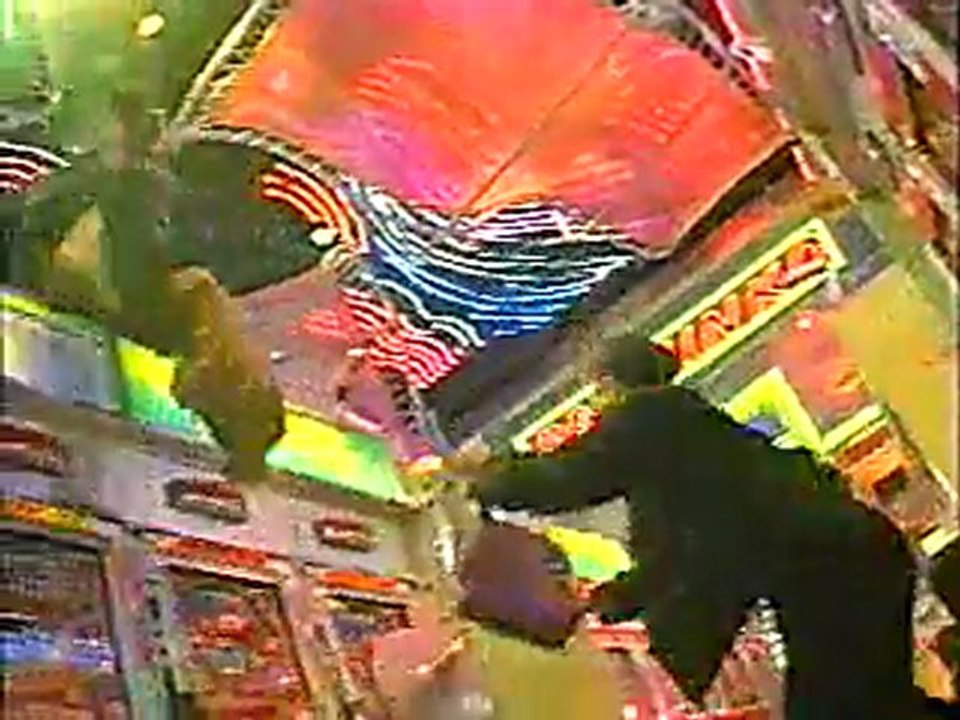 義援金を出さない朝鮮パチンコ店をぶっ潰せ！