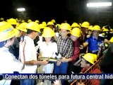Presidenta Chinchilla detona explosivos en construcción de hidr