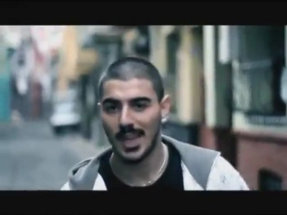Seda Tripkolic Gözlerinin Yeşilini özledim(Orijinal Movie Clip)