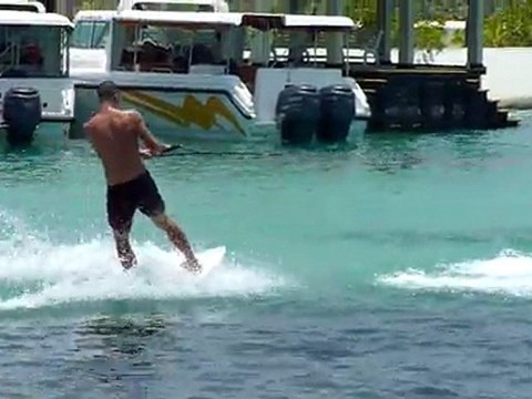 20110330 Valerie en Stand up Maldives