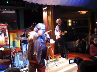 FRENCHIES BUT GOODIES - MOUSTIQUE