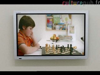 Lovely dog looking for masters: do a video !