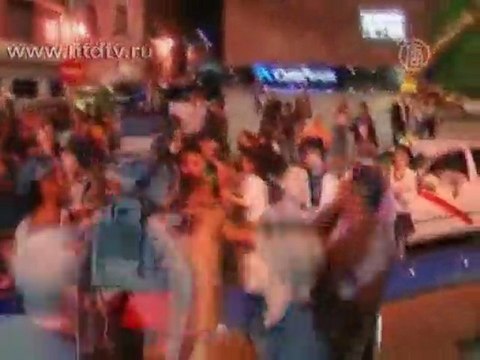 Сотни студентов перекрыли движение в Мадриде