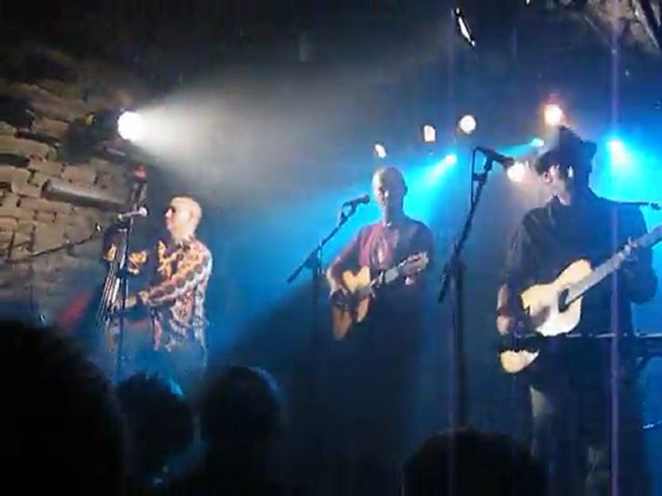 KARPATT  "j'ai fait d'la place" au Cylindre Larnod