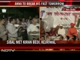 Govt agrees to Anna Hazare demands