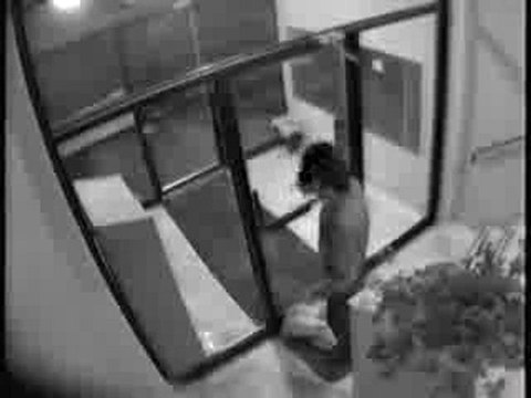 0176 - Mec bourré rentre des courses