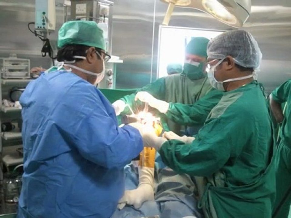 Affordable Knee replacement surgery - Mumbai India