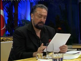 Kim Kardashian İstanbul'a gelse çok güzel olur.