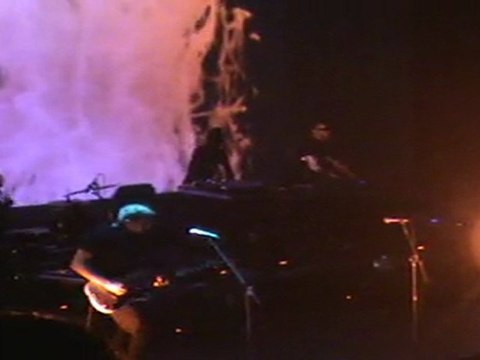 U.N.K.L.E.- Live-08.04.11-Θεσσαλονίκη-Principal club theater