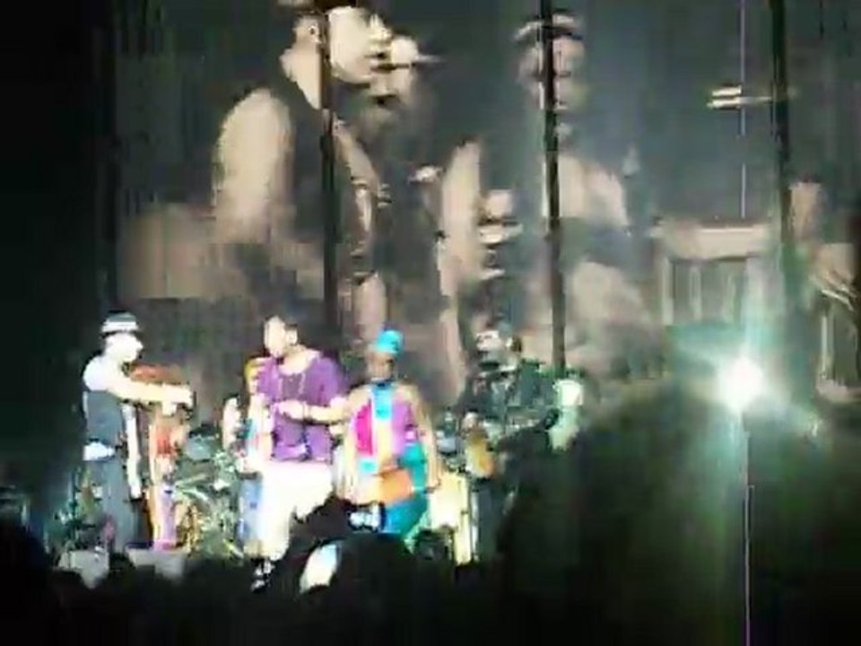 Concert christophe le 06 avril 2011 PETIT DELIRE ENTRE MUSICIENS ET CHRISTOPHE