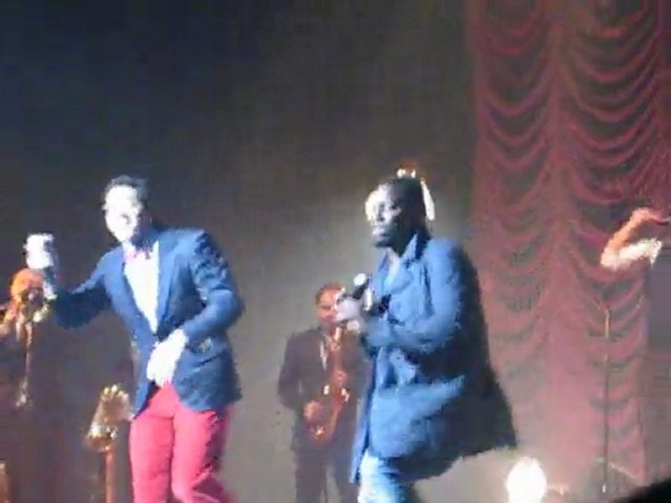 Ben l'Oncle Soul & Sly Johnson (Live@ Zénith 2011-04-08)