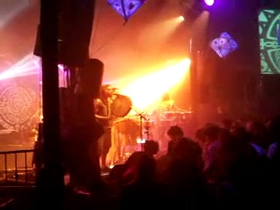 hilight tribe au cabaret sauvage