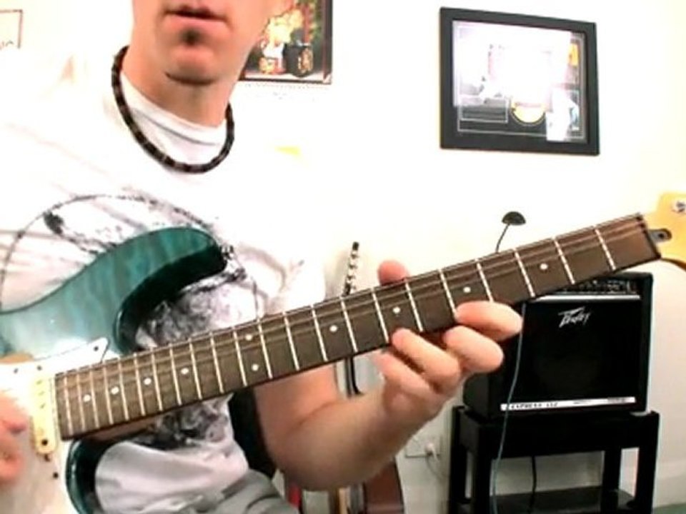 Lead Guitar Rock Soloing Lick Lesson - 2 String Hammer ...