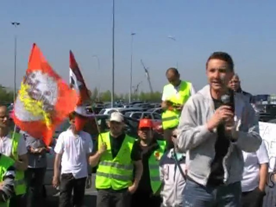 Toyota Grève Olivier Besancenot