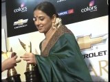 Salman Khan Wins And Shah Rukh Gets Complimentary At Apsara Awards - Bollywood News