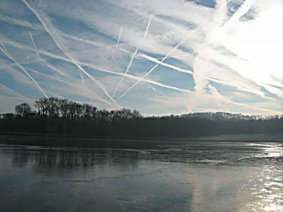 épandages Chimique Acceptez la Réalité - (Chemtrails)