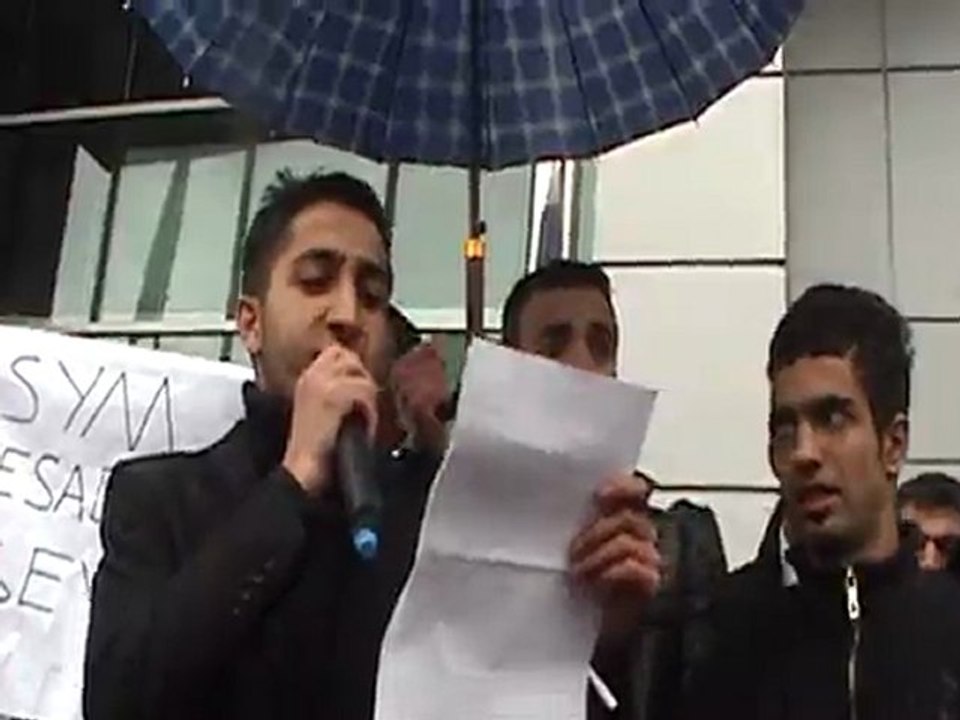 Hakkari'de 'şifre' protestosu