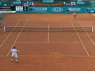 Casablanca, Starace conquista la finale