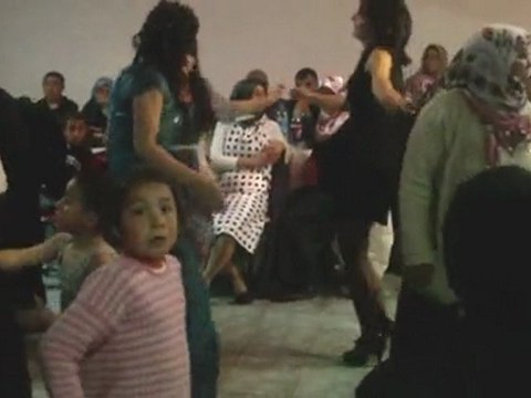 TUĞBA İLE M.ALİ - ROMEN HAVASI