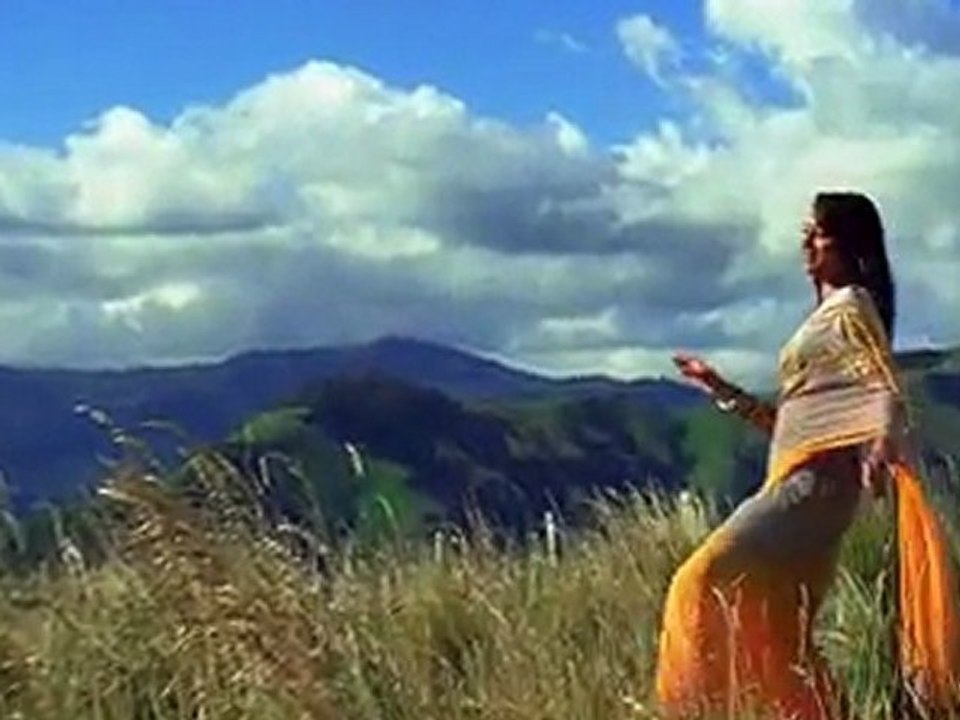 Thaen Thaen Thaen - Kuruvi (2008)