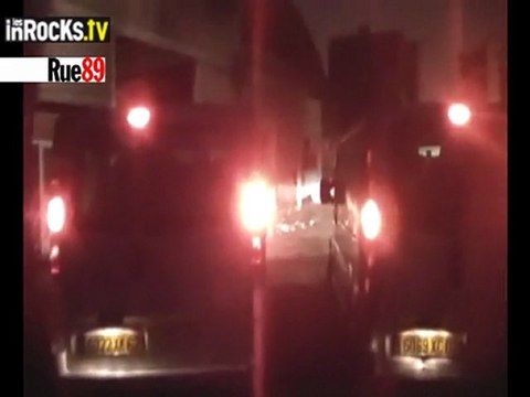 A Calais, la police réveille les migrants au son de la musique africaine