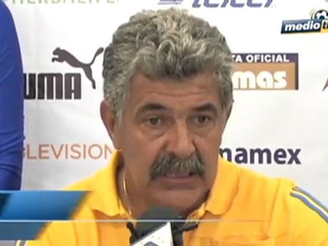 Medio Tiempo.com - Pumas vs Tigres, 10 de Abril del 2011