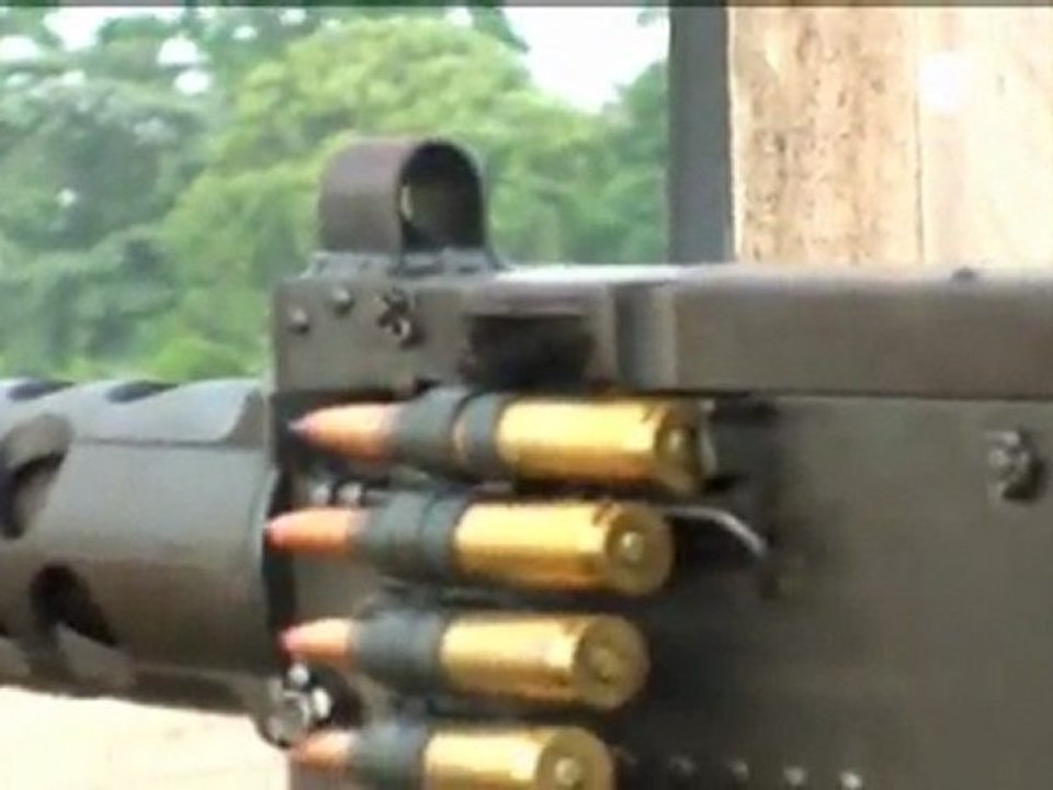 UN airstrikes continue to target Gbagbo weapons