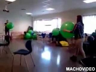 0177 - Owned avec un gros ballon