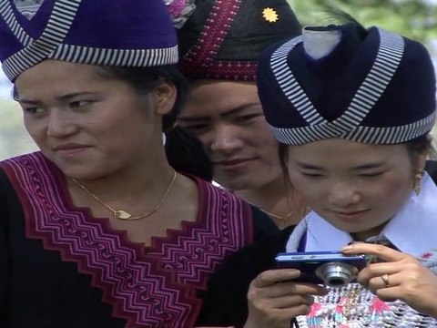 Chant Hmong LAOS par Blia C Thao Plaine des Jarres
