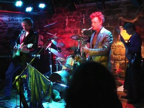 Peach Noise - Inca Roads