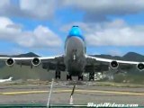 Il decollo del 747 visto da molto vicino