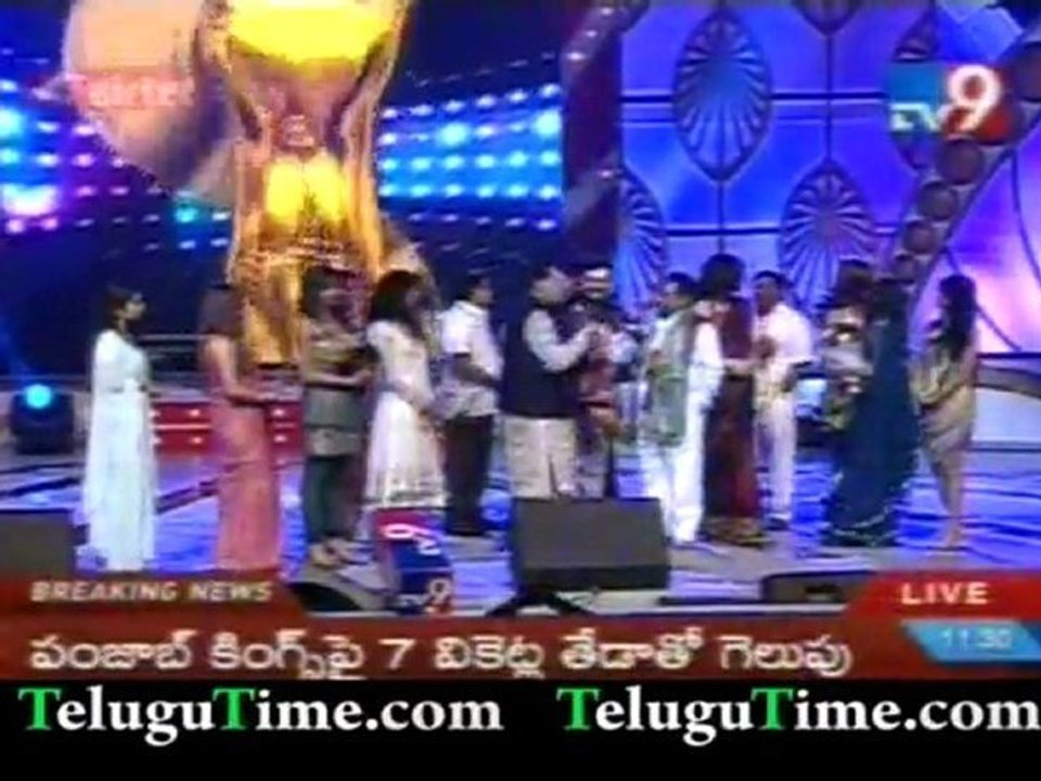 Best dailogue writer for Paruchuri brothers - TeluguTime.com