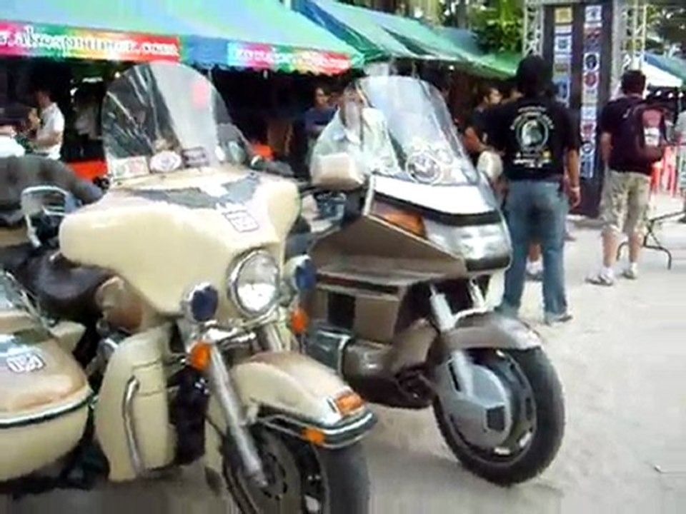 Concentration Motos HD Phuket  le 9-4-2011