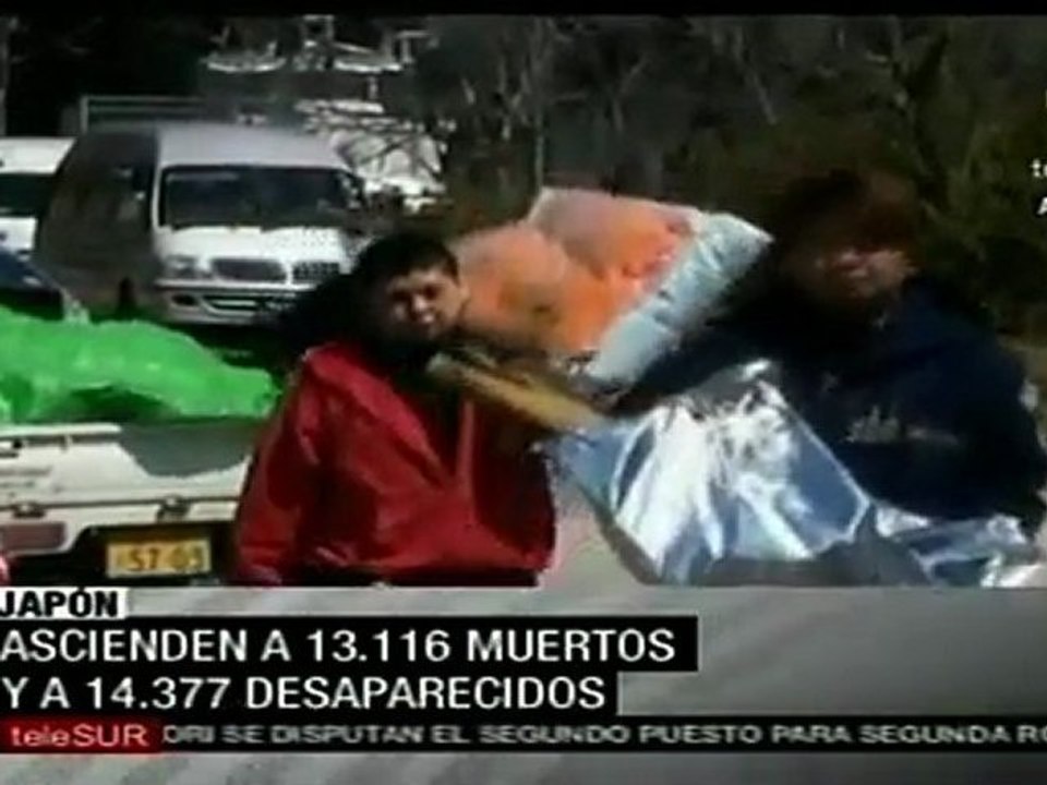 Japoneses luchan por reponerse, a un mes de terremoto de 9.0